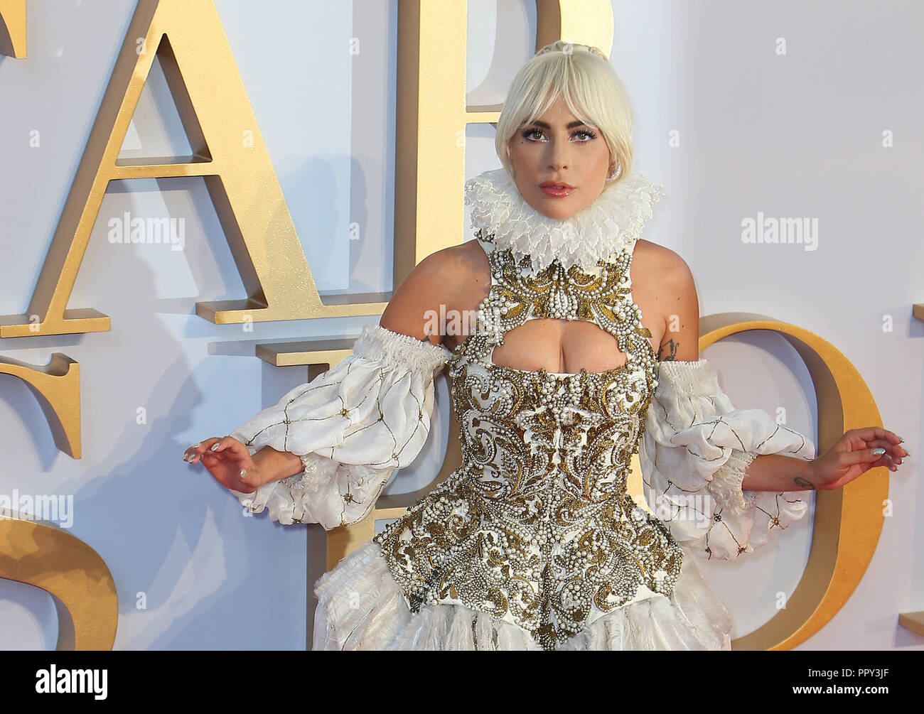 Londres, Royaume-Uni. 27 septembre 2018. Lady Gaga, une étoile est née, première européenne Vue West End, Londres, 27 septembre 2018. Photo de Tejas Sandhu : Riche de crédit Gold/Alamy Live News Banque D'Images