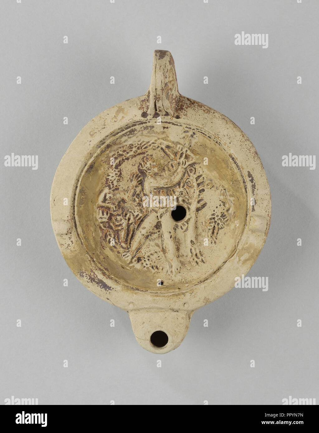 Lampe, l'Afrique du Nord ; 1er - 4e siècle ; terre cuite ; 2,7 x 9,5 x 12,6 cm, 1 x 3,4 x 1,16 3 15,16 4 en Banque D'Images