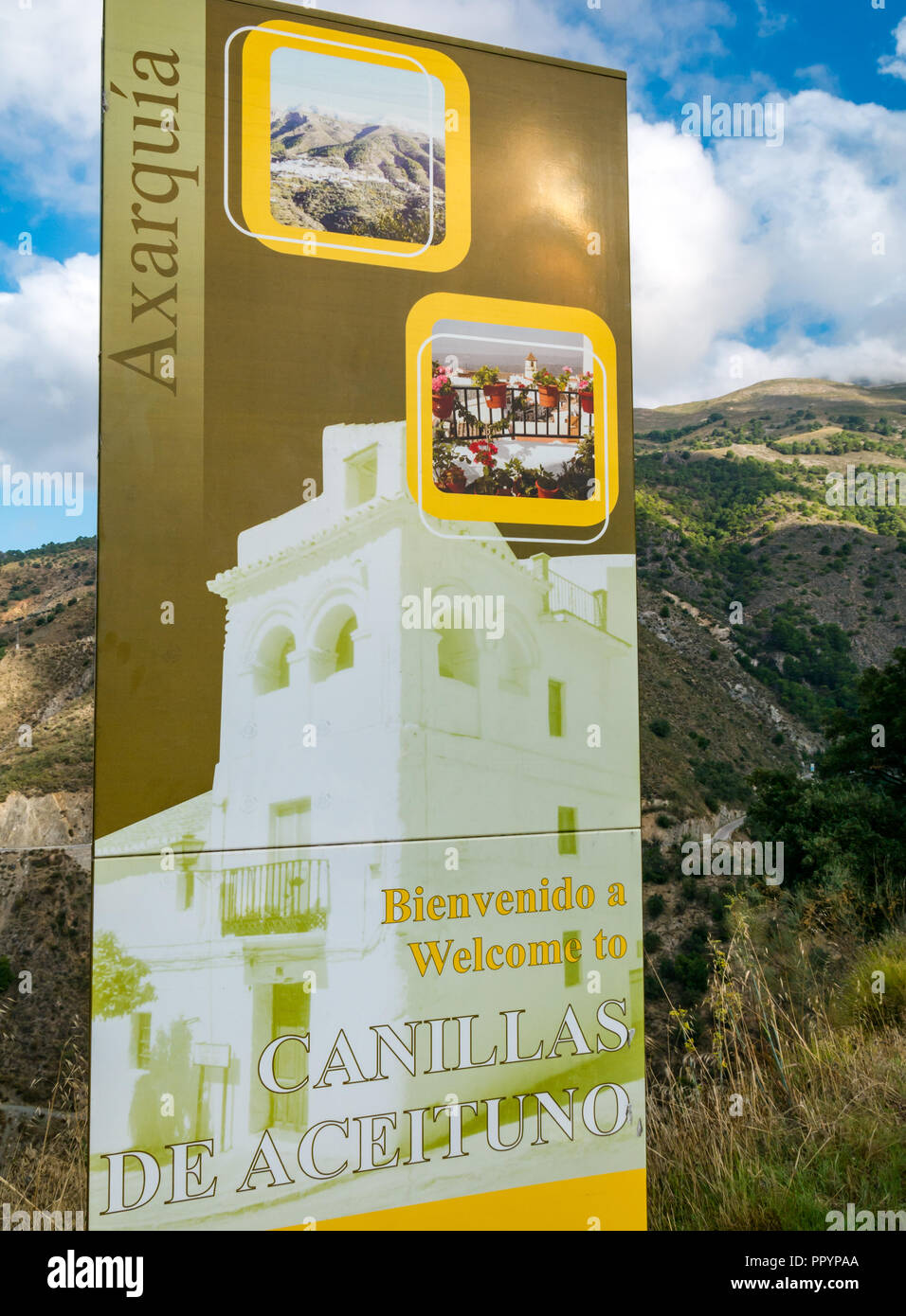 Panneau de bienvenue à Canillas de Acientuna, route mudéjar, Axarquía, Andalousie, Espagne Banque D'Images