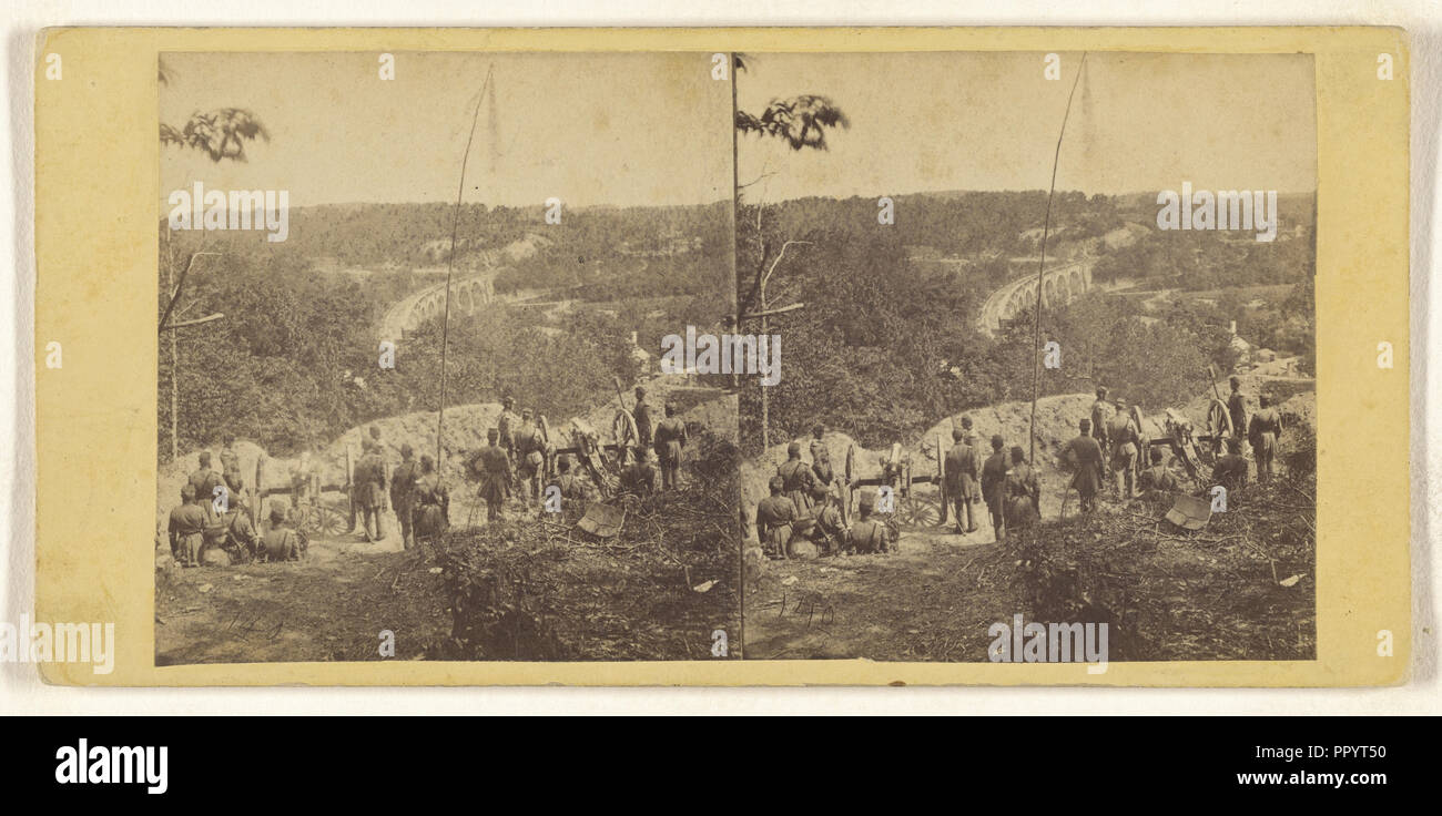 Groupe de soldats de la guerre civile qui donne sur un pont ; American ; environ 1862 - 1864 ; à l'albumine argentique Banque D'Images