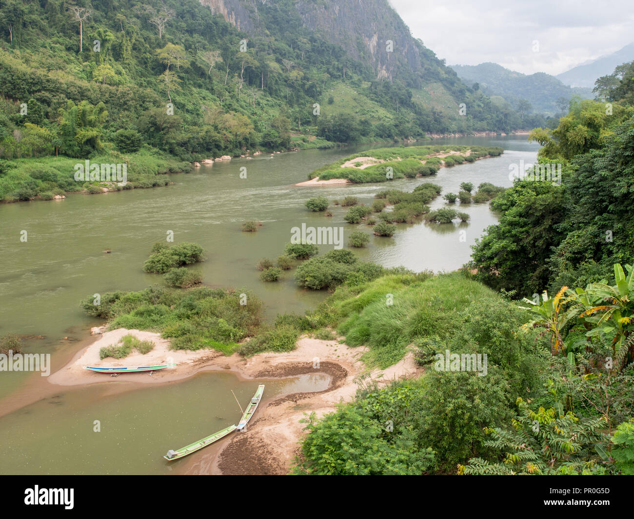De la rivière Nam Ou, Nong Khiaw, Laos, Indochine, Asie du Sud-Est, l'Asie Banque D'Images