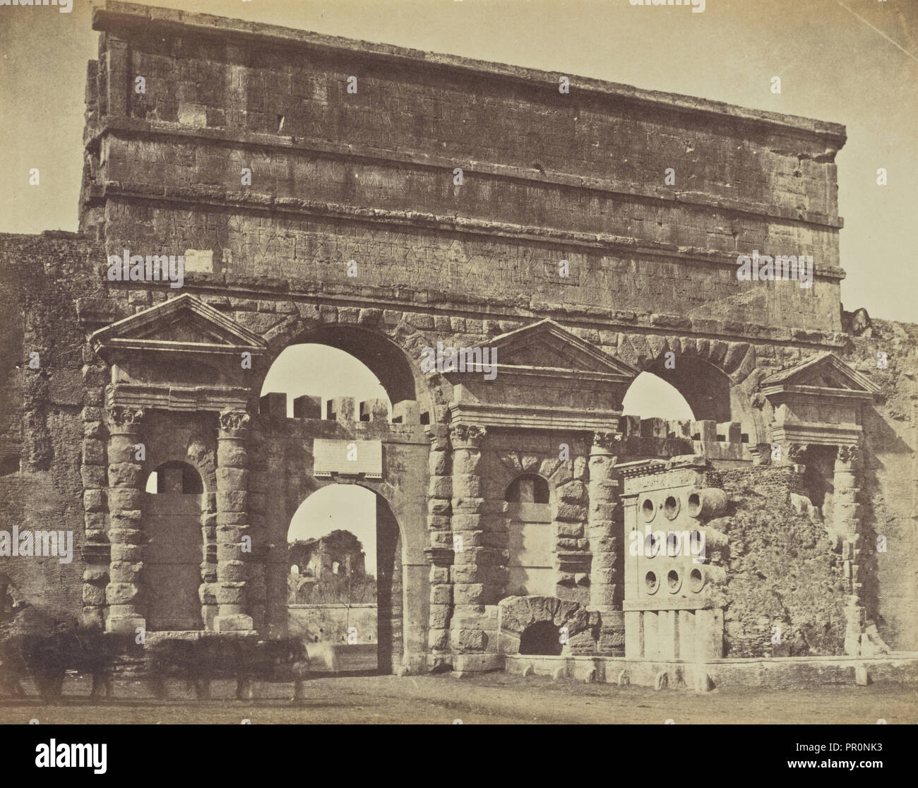 Porta Maggiore et tombeau de boulangers, Rome ; Mme Jane St. John (1803 - 1882, Rome, Italie, 1856 - 1859 ; à l'albumine argentique Banque D'Images