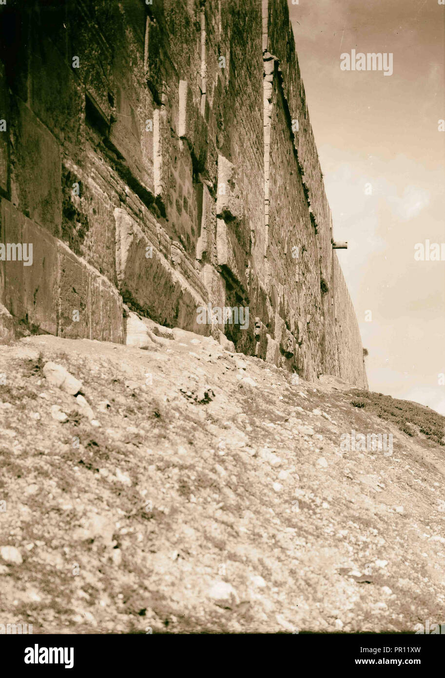 Différentes vues du mur de ville Printemps de Arch et de la colonne en saillie du mur est. 1900, Jérusalem, Israël Banque D'Images