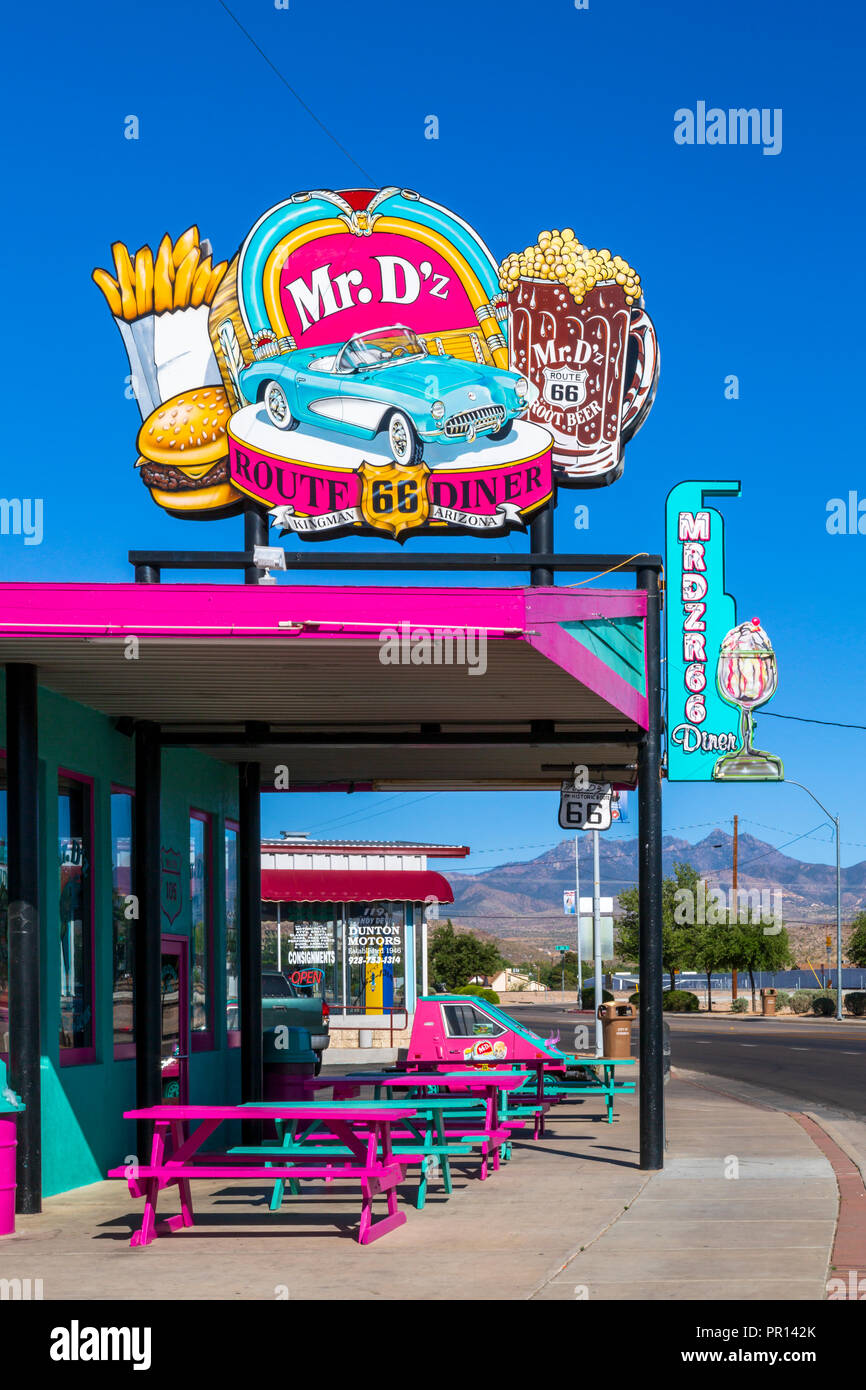 M. D'z Diner, Route 66, Kingman, Arizona, États-Unis d'Amérique, Amérique du Nord Banque D'Images