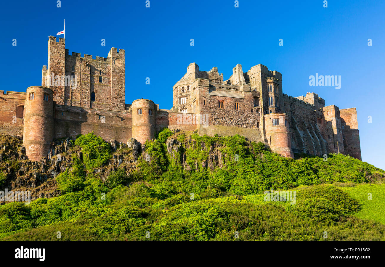 Château de Bamburgh, Northumberland, Angleterre, Royaume-Uni, Europe Banque D'Images