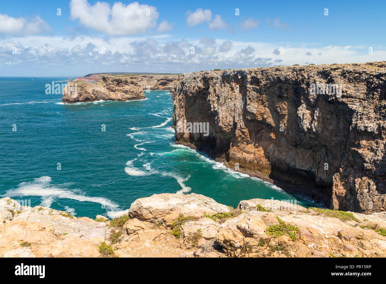 La côte rocheuse du Cap Saint-Vincent, Lagos, Algarve, Portugal, Europe Banque D'Images