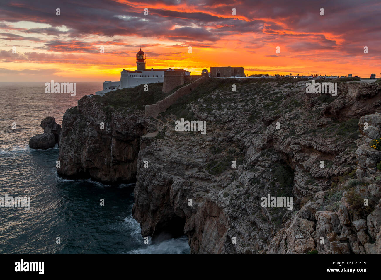 Le phare du Cap Saint-Vincent au coucher du soleil, Sagres, Algarve, Portugal, Europe Banque D'Images