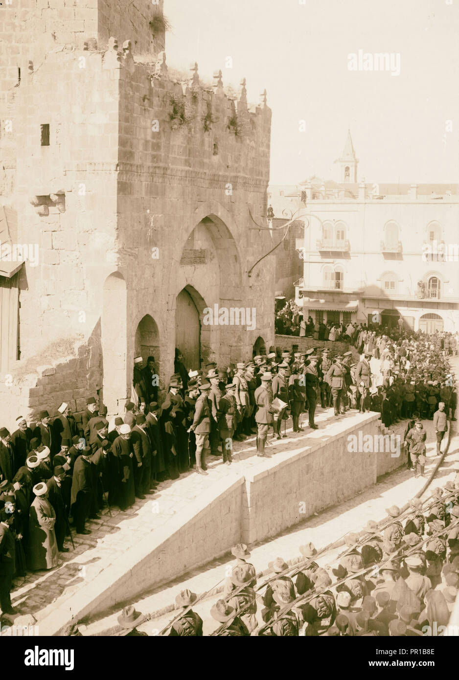 Entrée de Maréchal Allenby, Jérusalem, Décembre 11th, 1917 La lecture de la proclamation Borton Pasha en anglais. 1917 Banque D'Images