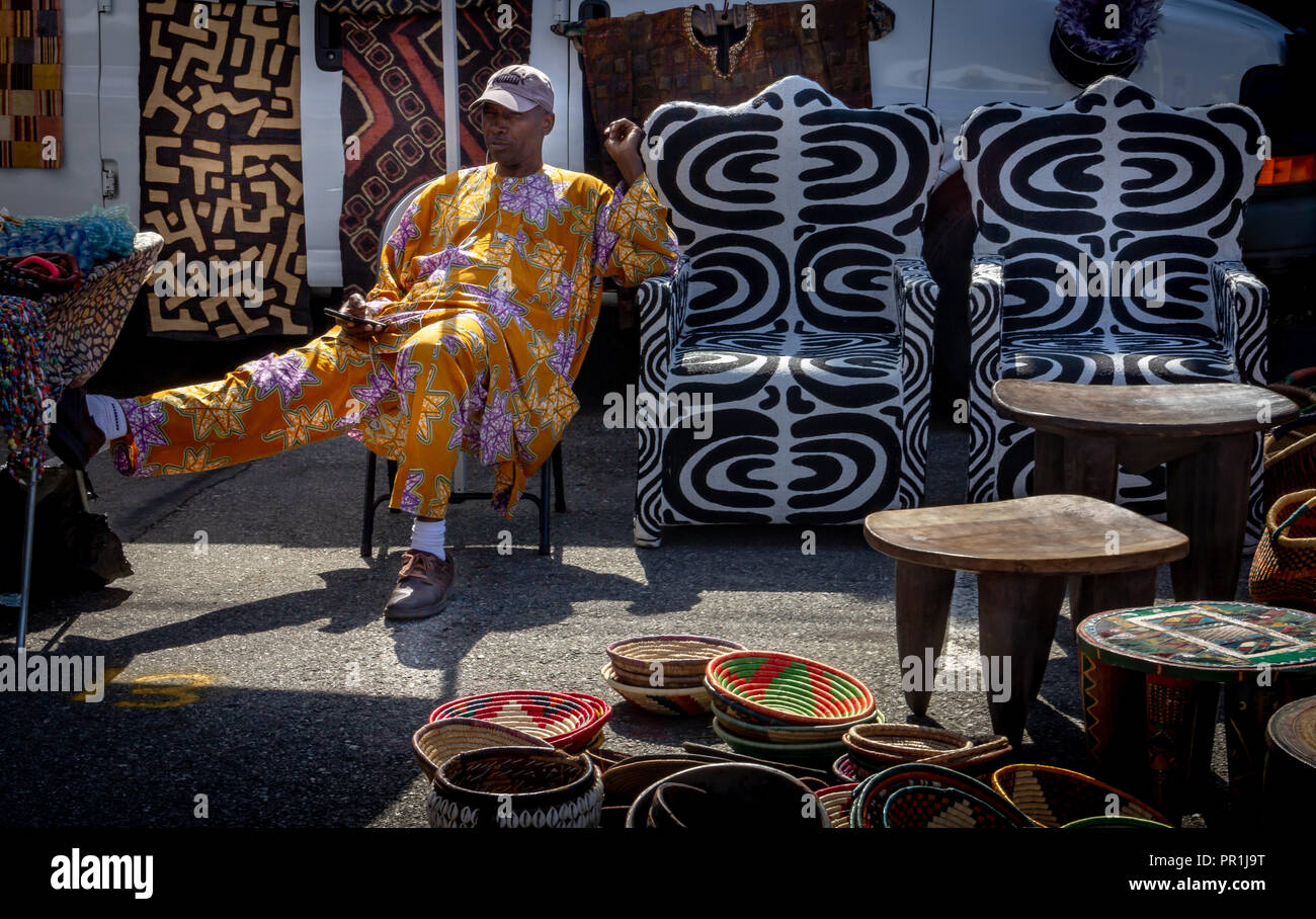 Marché aux puces acheteurs et vendeurs - Los Angeles Banque D'Images
