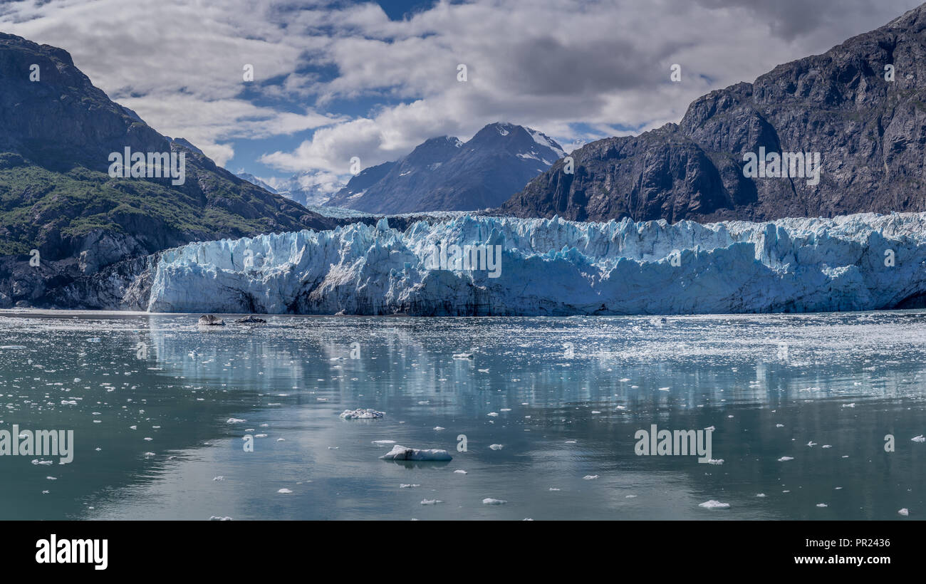 Belle vue sur la baie des glaciers de l'Alaska croisière panoramique Banque D'Images