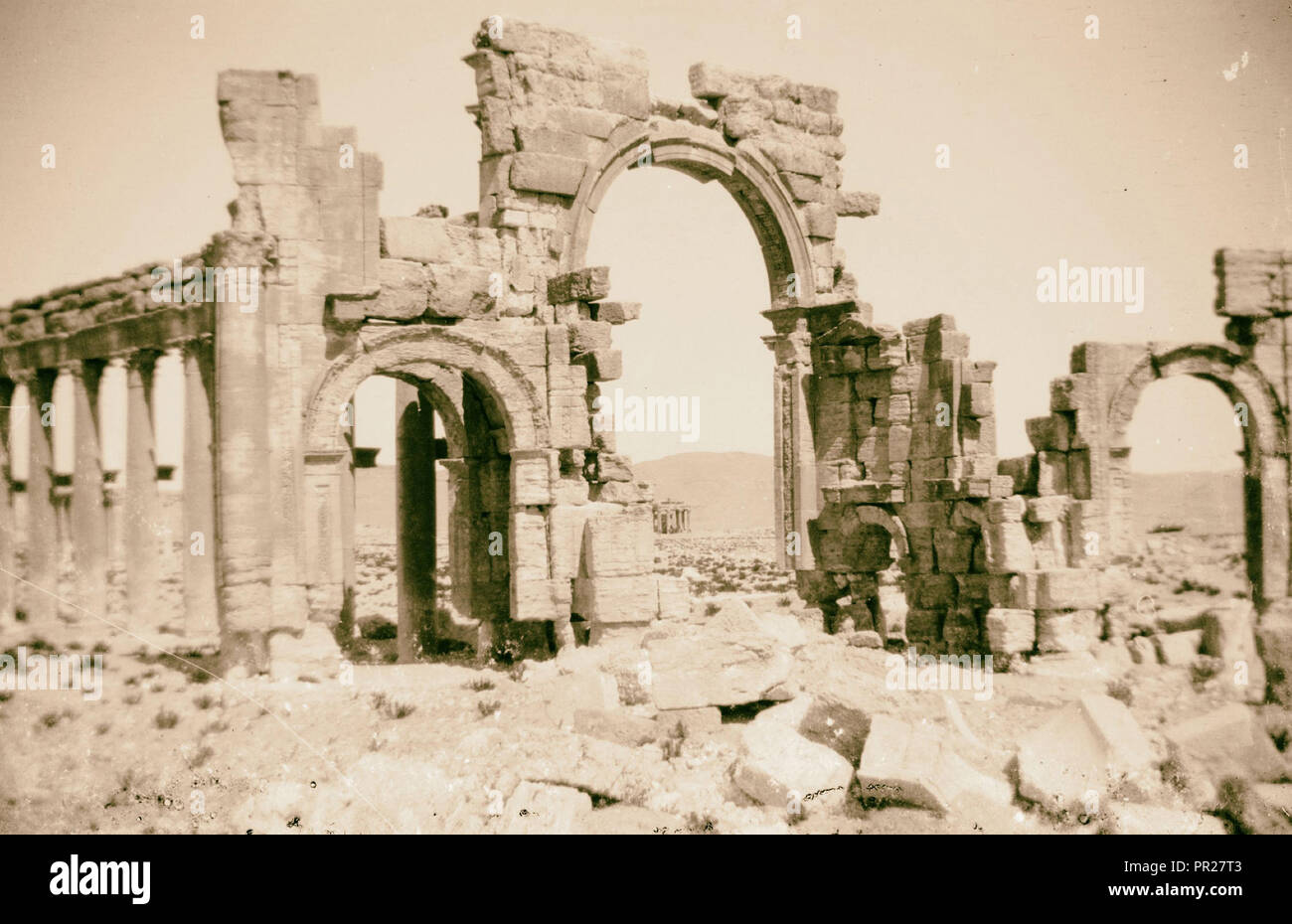 Palmyre (Tadmor). De triomphe à l'entrée de la colonnade. 1900, Syrie, Tadmor Banque D'Images