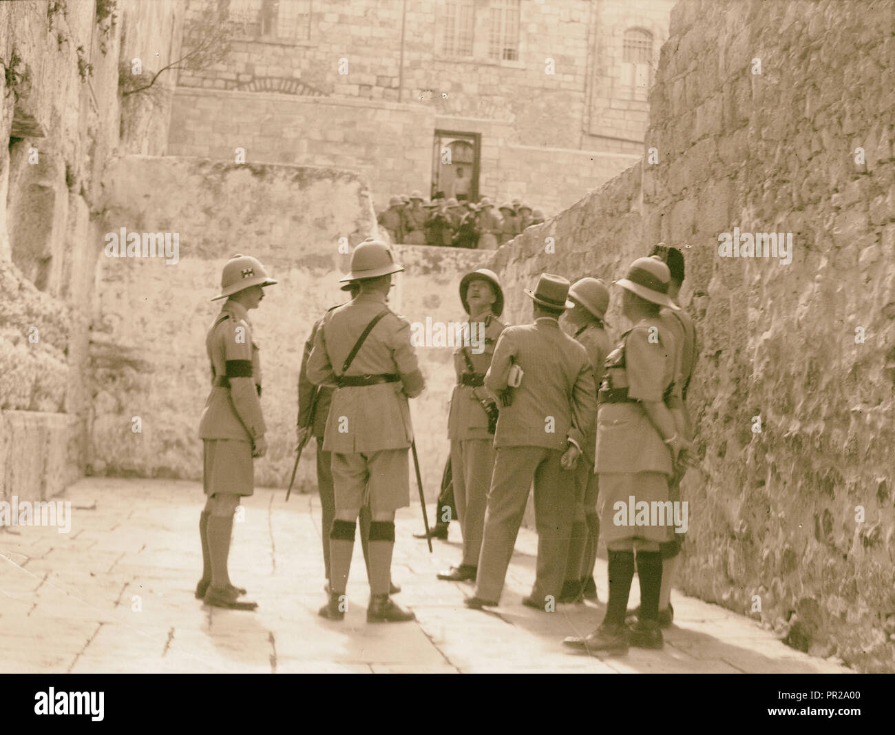 Les perturbations de la Palestine de 1936. Le lieutenant-général Dill visiter le Mur Occidental ou soi-disant lieu des lamentations des Juifs. 1936, Jérusalem Banque D'Images