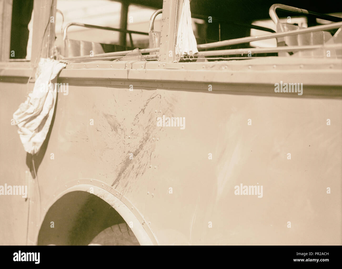 La perturbation. Attaque contre un bus arabe le 4 juillet 1938. Un National arabe bus tachée de sang, Moyen-Orient, Israël et/ou Palestine Banque D'Images