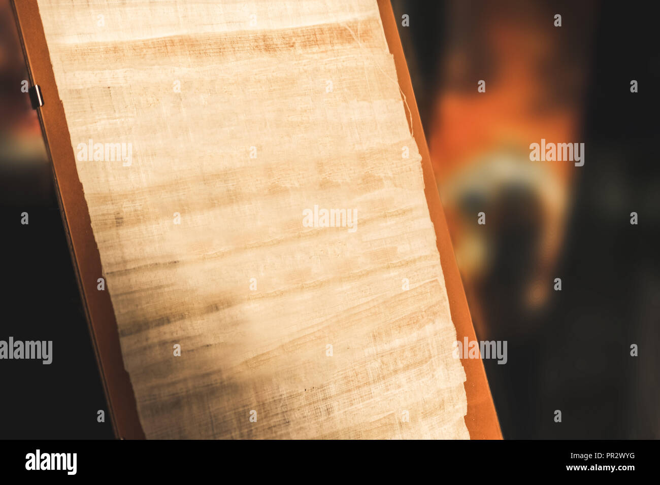 Ancien manuscrit vierge fond parchemin vide Photo Stock - Alamy