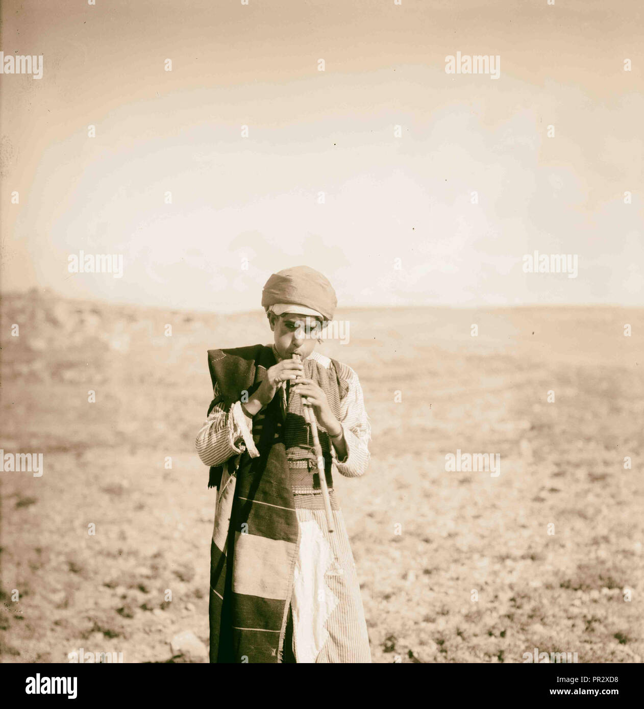 Bergers jouant de la flûte 1898, Moyen-Orient, Israël et/ou Palestine Banque D'Images