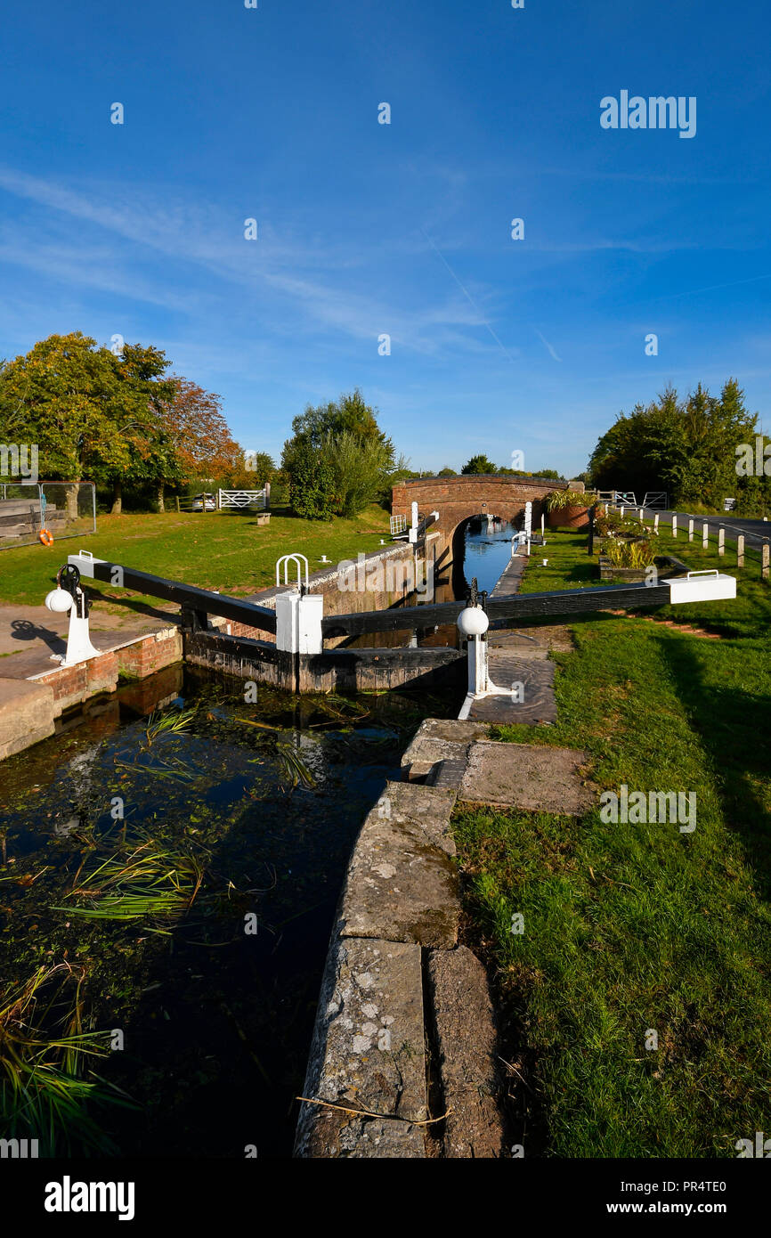 Couverture, Somerset, Royaume-Uni. 29 septembre 2018. Météo britannique. Verrouillage supérieur sur le Canal Bridgwater et Taunton près de Somerset en couverture sur un jour de soleil et de ciel bleu. Crédit photo : Graham Hunt/Alamy Live News Banque D'Images