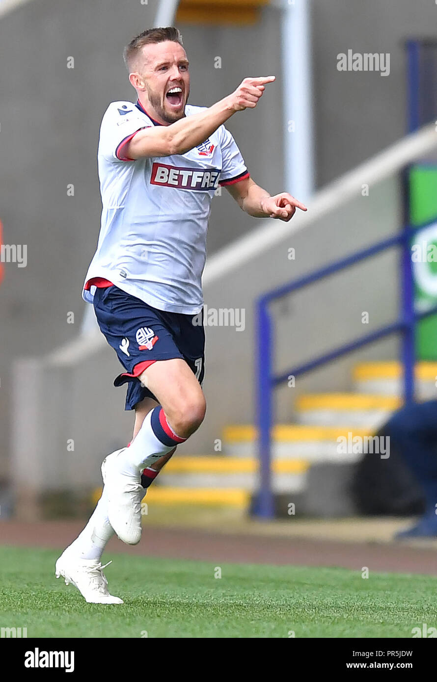 Bolton Wanderers' Craig Noone célèbre son premier but de l'équipe au cours de la Sky Bet match de championnat à l'Université de Bolton Stadium. Banque D'Images