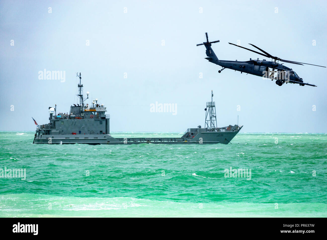 Miami Beach Florida, National Salute to America's Heroes Air & Sea Water Show, Sikorsky MH-60G/HH-60G Pave Hawk hélicoptère bi-turboshaft, Atlant Banque D'Images