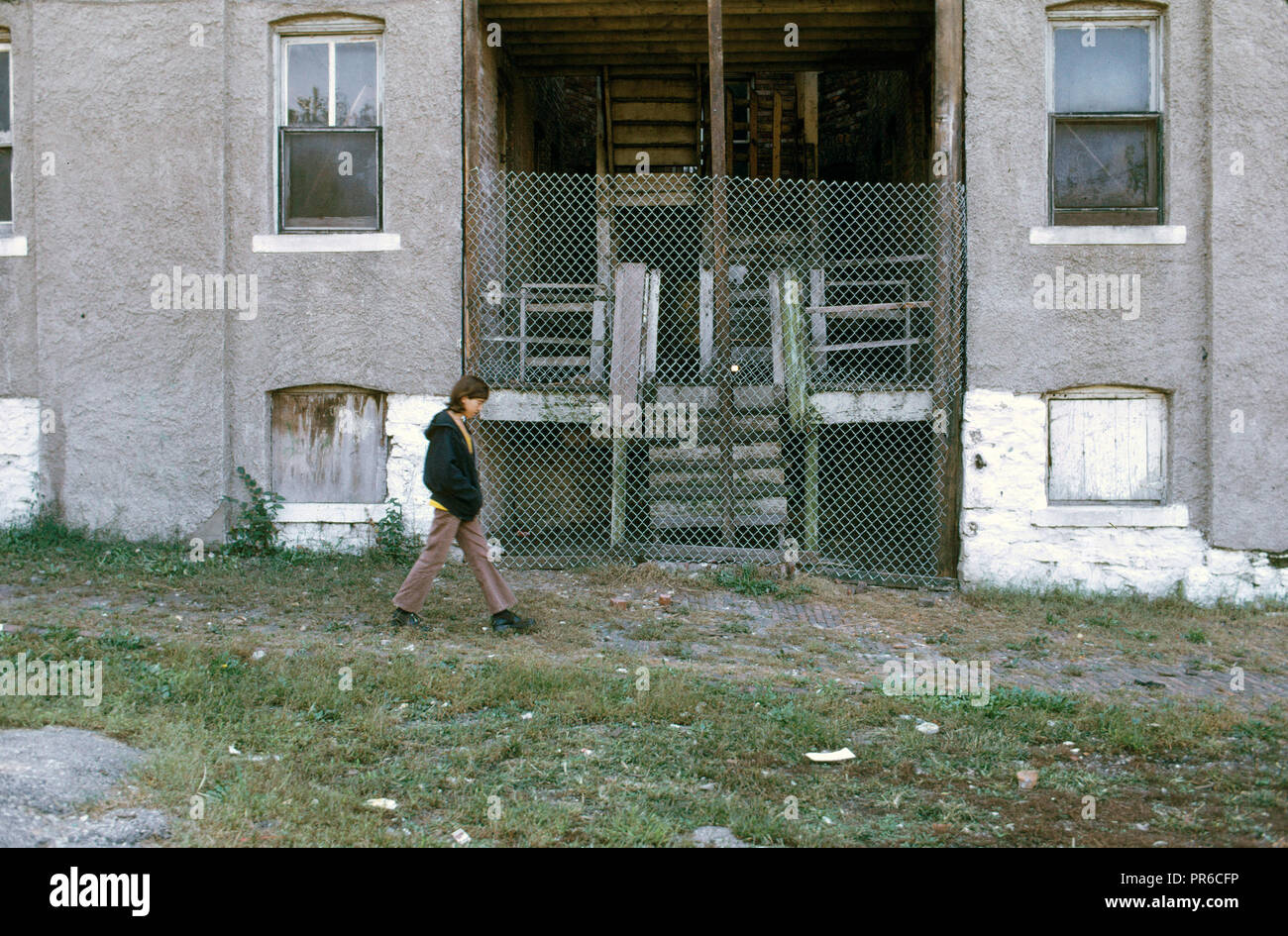 Octobre 1973 - Kansas City - Les résidents de Mulky Square, un quartier à faible revenu sur la ville, côté ouest, face à un déplacement à grande échelle par une nouvelle autoroute (I-635) Banque D'Images