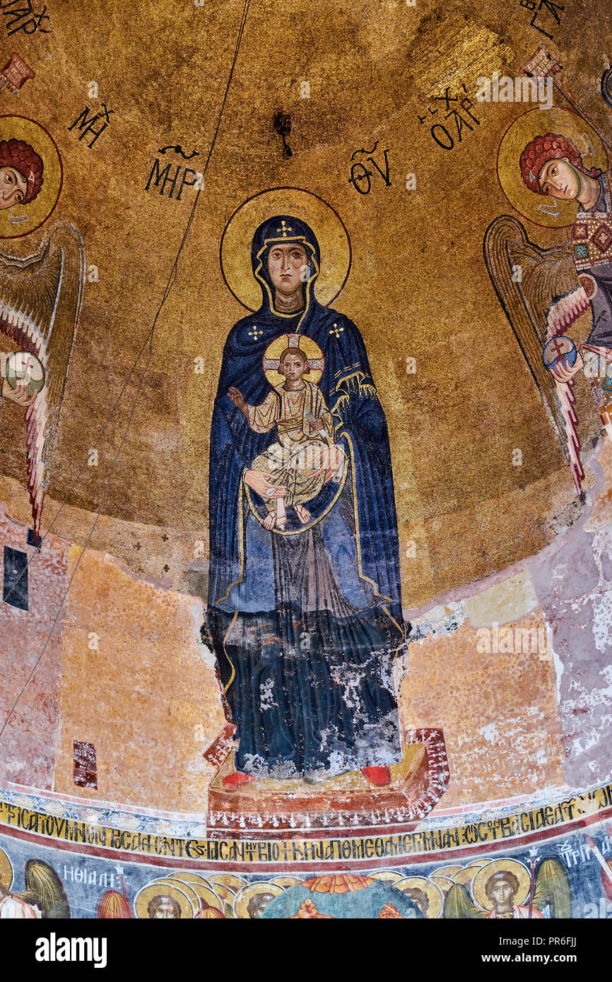 La Géorgie, Kutaisi, monastère de Gelati, patrimoine mondial de l'UNESCO, de l'intérieur, fresques, mosaicirgin et l'enfant Banque D'Images