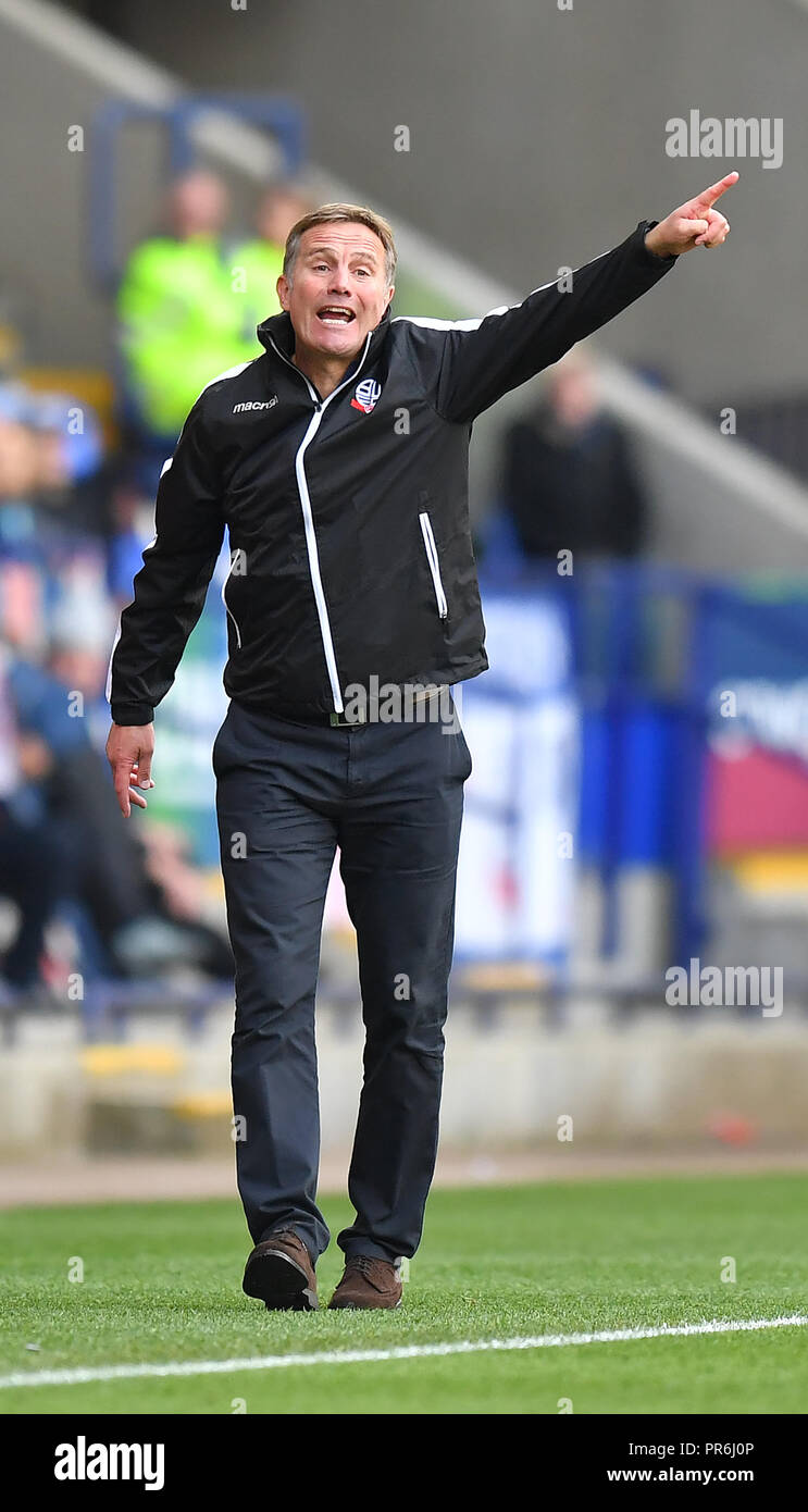 Phil Parkinson, directeur de Bolton Wanderers, lors du match du championnat Sky Bet au stade de l'université de Bolton. APPUYEZ SUR ASSOCIATION photo. Date de la photo: Samedi 29 septembre 2018. Voir PA Story FOOTBALL Bolton. Le crédit photo devrait se lire comme suit : Dave Howarth/PA Wire. RESTRICTIONS : aucune utilisation avec des fichiers audio, vidéo, données, listes de présentoirs, logos de clubs/ligue ou services « en direct » non autorisés. Utilisation en ligne limitée à 120 images, pas d'émulation vidéo. Aucune utilisation dans les Paris, les jeux ou les publications de club/ligue/joueur unique. Banque D'Images