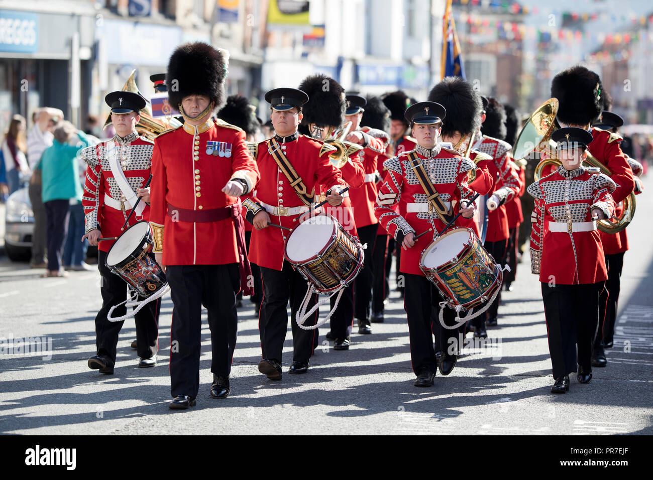 Gwent Powys et ACF band à la tête de la Grande Parade à Welshpool 1940 Week-end 2018 Banque D'Images