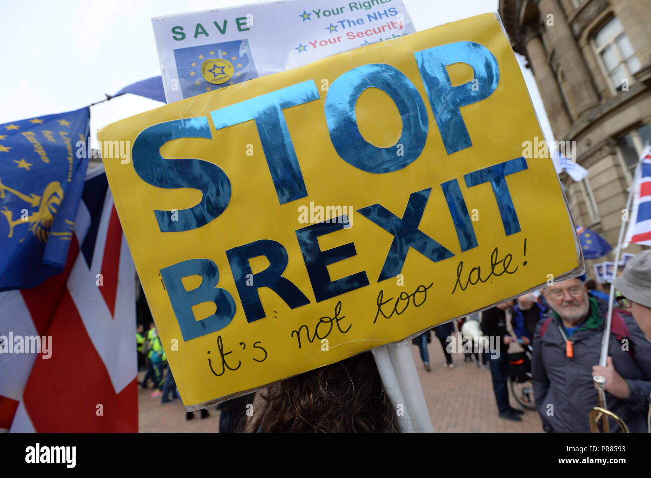 Birmingham, UK. Le 30 septembre 2018. Lit ÔStop BrexitÕ un signe à un Brexit rassemblement à Birmingham, Square Victoria près de la conférence du parti conservateur à Birmingham. © Russell Hart/Alamy Live News. Banque D'Images