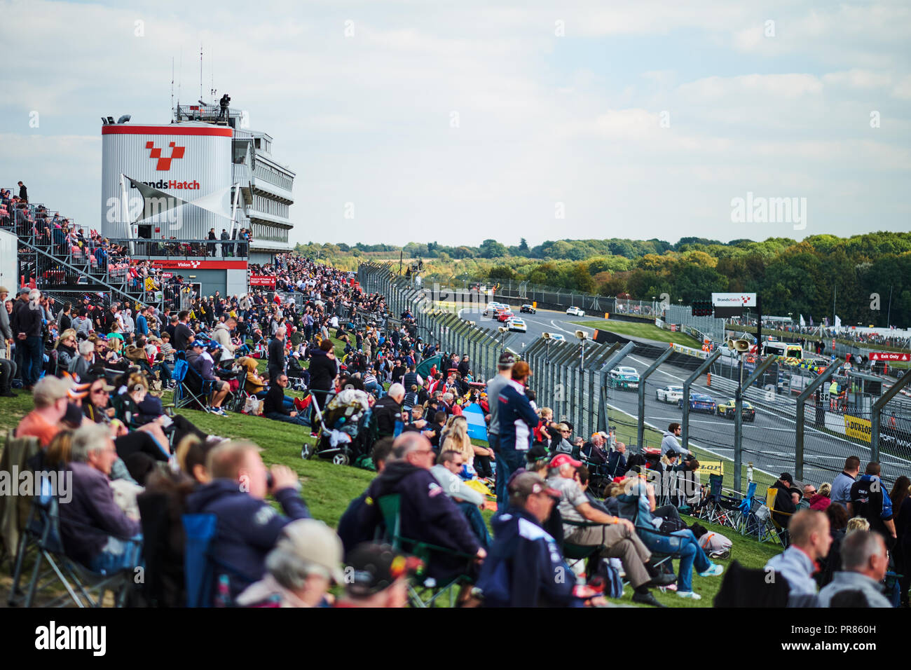 Longfield, Kent, UK, 30 septembre 2018. Fans de course BTCC au cours de la Dunlop MSA British Touring Car Championship à Brands Hatch, Grand Prix. Photo par Gergo Toth / Alamy Live News Banque D'Images