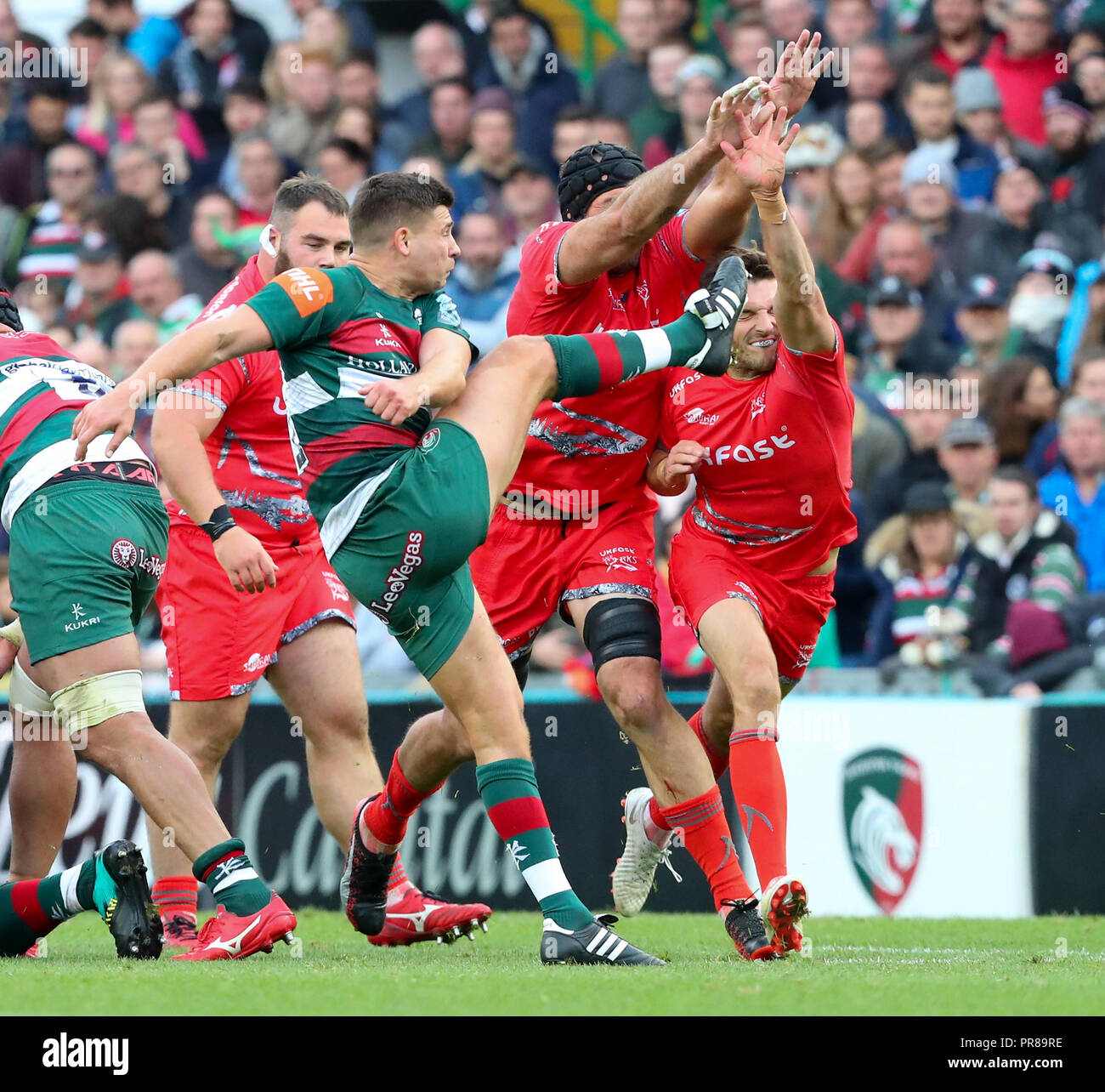 Leicester, Royaume-Uni. Le 30 septembre 2018. Ben Youngs (Leicester Tigers) éruptions pour position au cours du match de rugby Premiership Gallagher a joué entre Leicester Tigers et vente à la rfc tessons Welford Road, Leicester. © Phil Hutchinson/Alamy Live News Banque D'Images