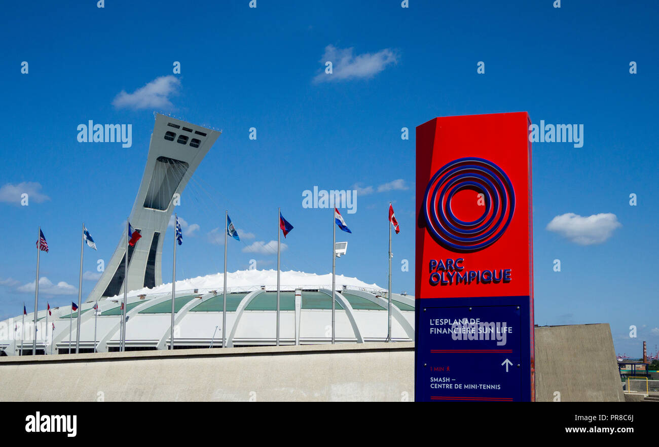 La tour de Montréal au Stade olympique à Montréal, QC, Canada Banque D'Images