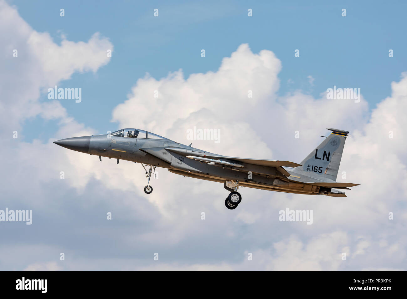 McDonnell Douglas F-15C Eagle sur la finale pour atterrir sur le 16 juillet 2018 à RAF Lakenheath, Suffolk, UK Banque D'Images