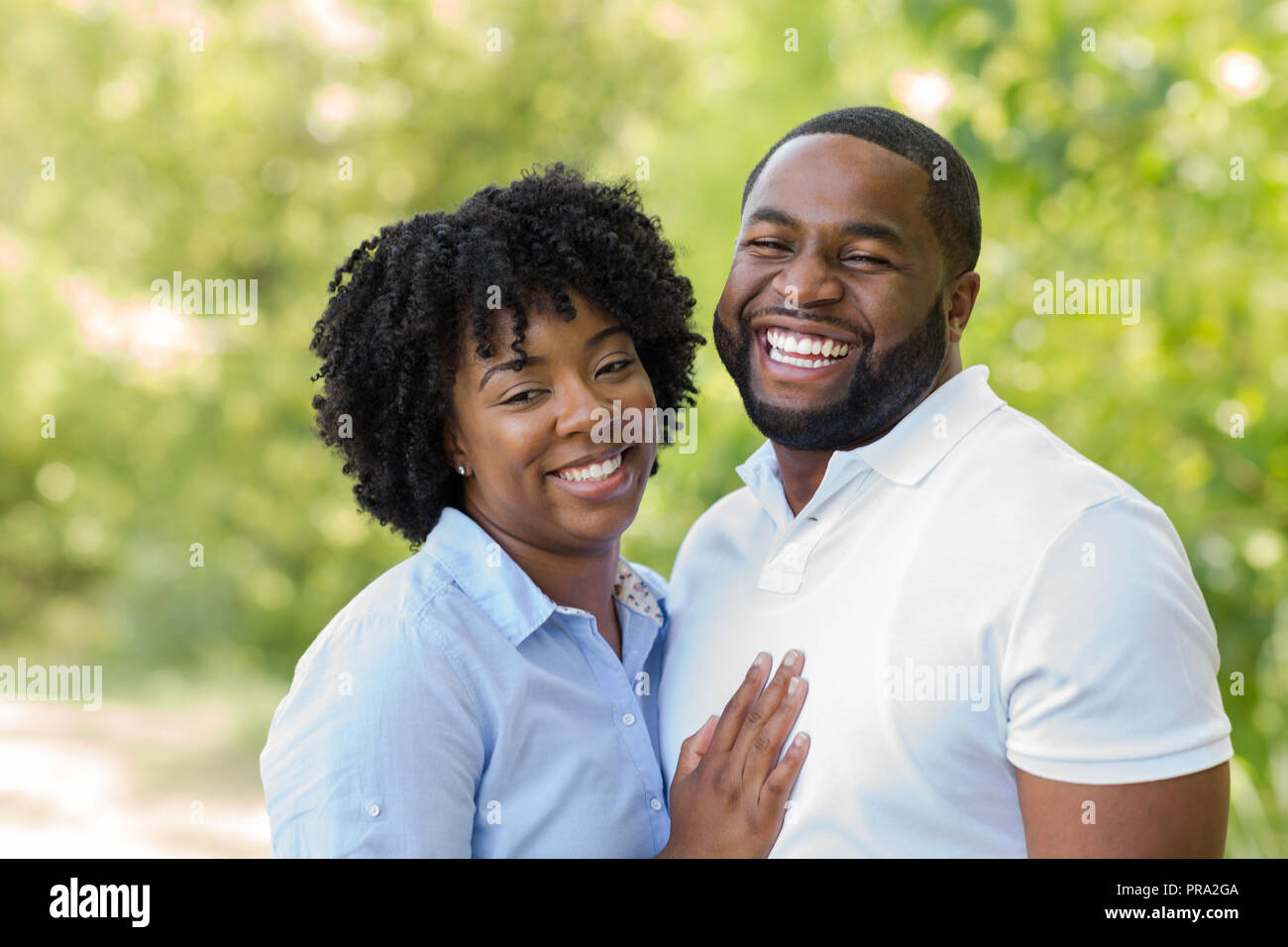 Portrait of a happy African American couple souriant. Banque D'Images