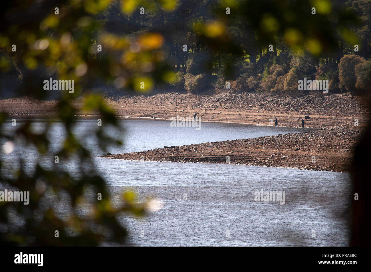 La pêche sur le réservoir près de Parkhead Station, Tunstall dans Weardale, comté de Durham. Banque D'Images
