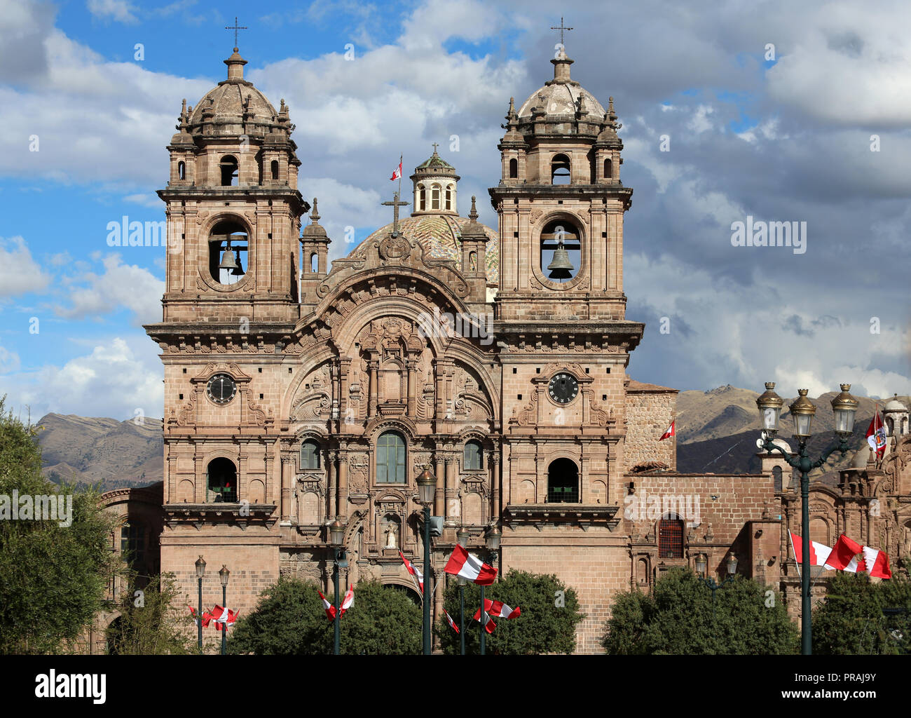 Voir l'église de l'empire colonial espagnol de la Compagnie de Jésus avec double clochers Banque D'Images