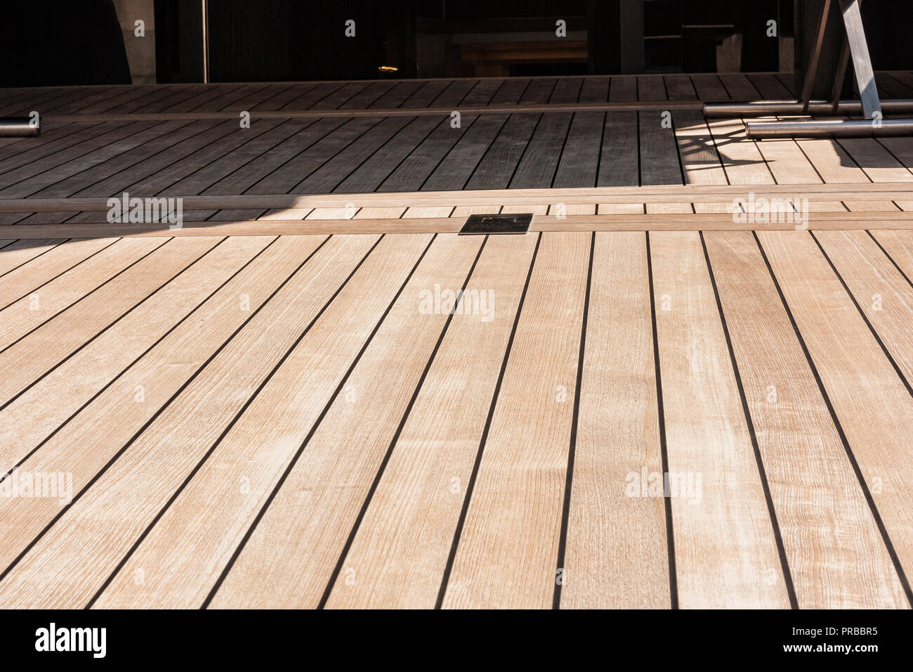 Wally yachts, Mat. Puissance, bateau de luxe, détails du Monaco Yacht Show annuel. Meilleur design naval de l'année, de bois et de la fibre de carbone look. Banque D'Images