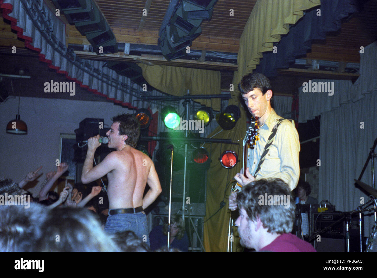 Dead Kennedys se rendant à Paddock, Harpole, Northamptonshire, 1er octobre 1980. Banque D'Images