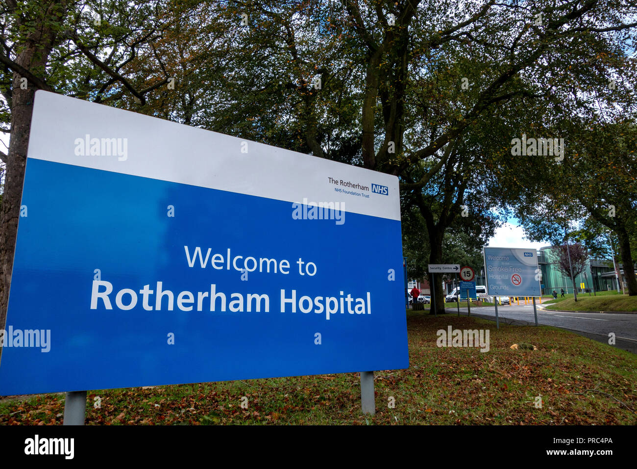 Le rotherham nhs fondation trust Banque de photographies et d’images à