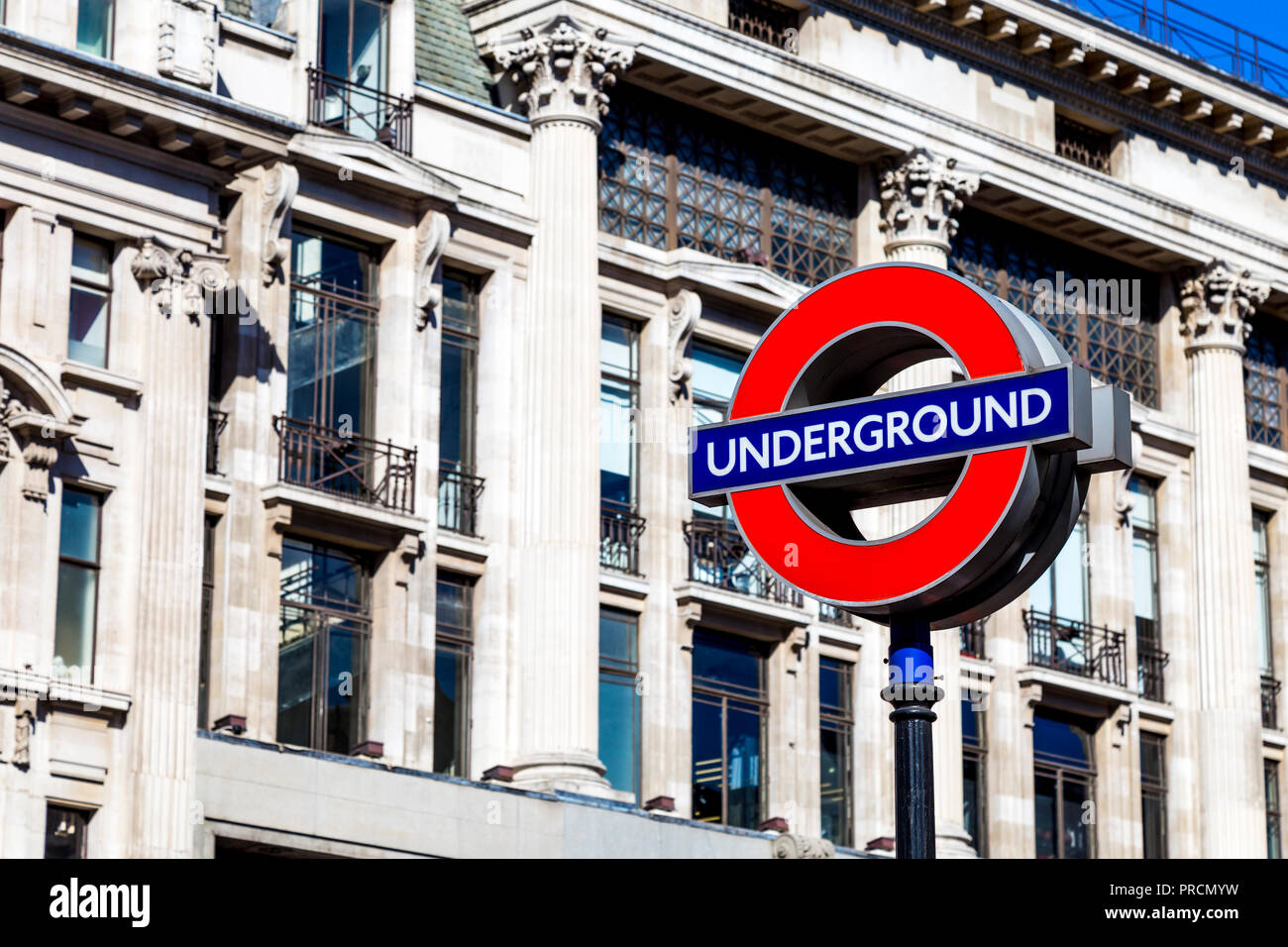London Underground sign in Oxford Circus, Londres, UK Banque D'Images