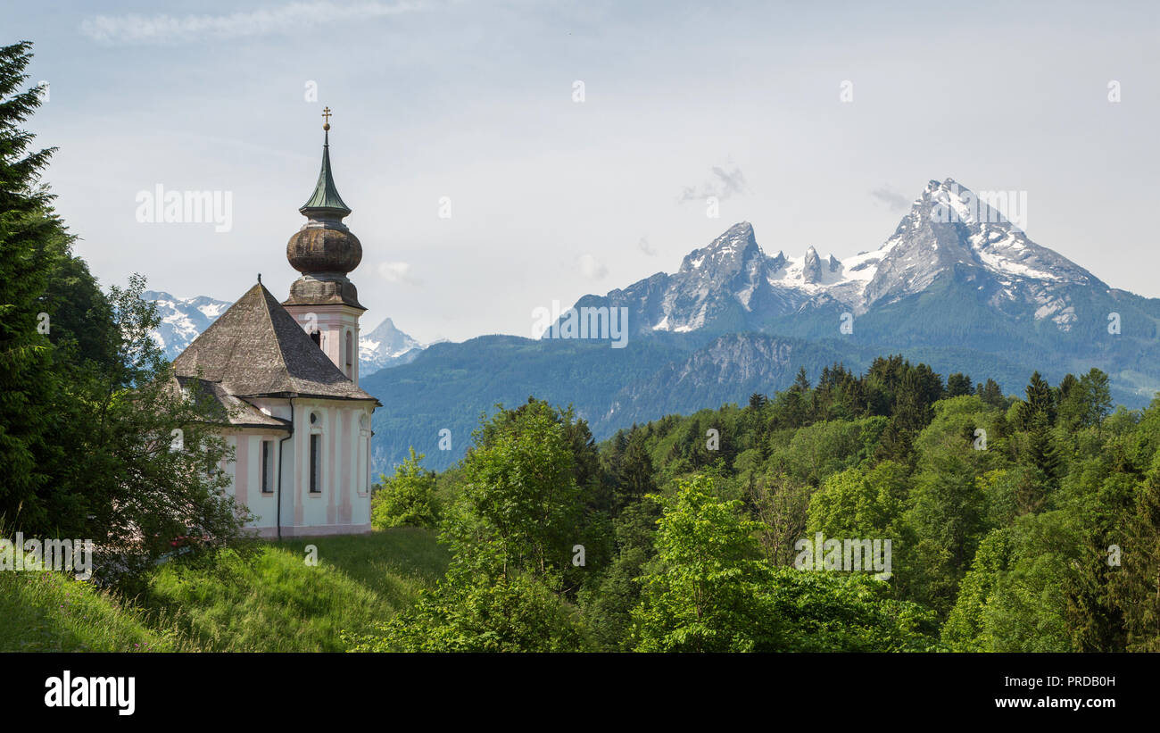 Église de pèlerinage Maria Gern en face de Watzmann, parc national de Berchtesgaden, Berchtesgadener Land, Bavière Banque D'Images