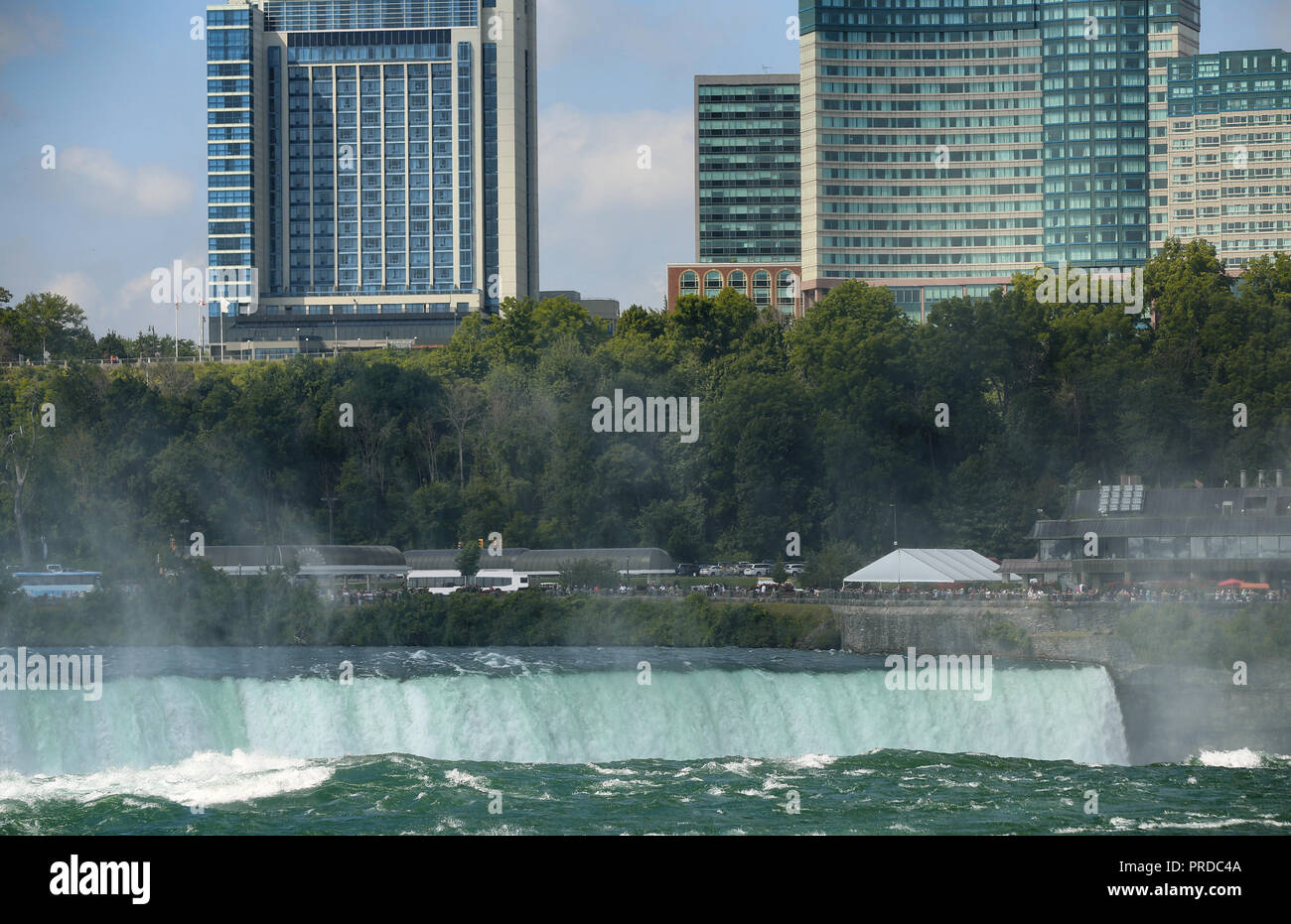 Les chutes du Niagara entre les États-Unis d'Amérique et le Canada de l'État de New York, USA Banque D'Images