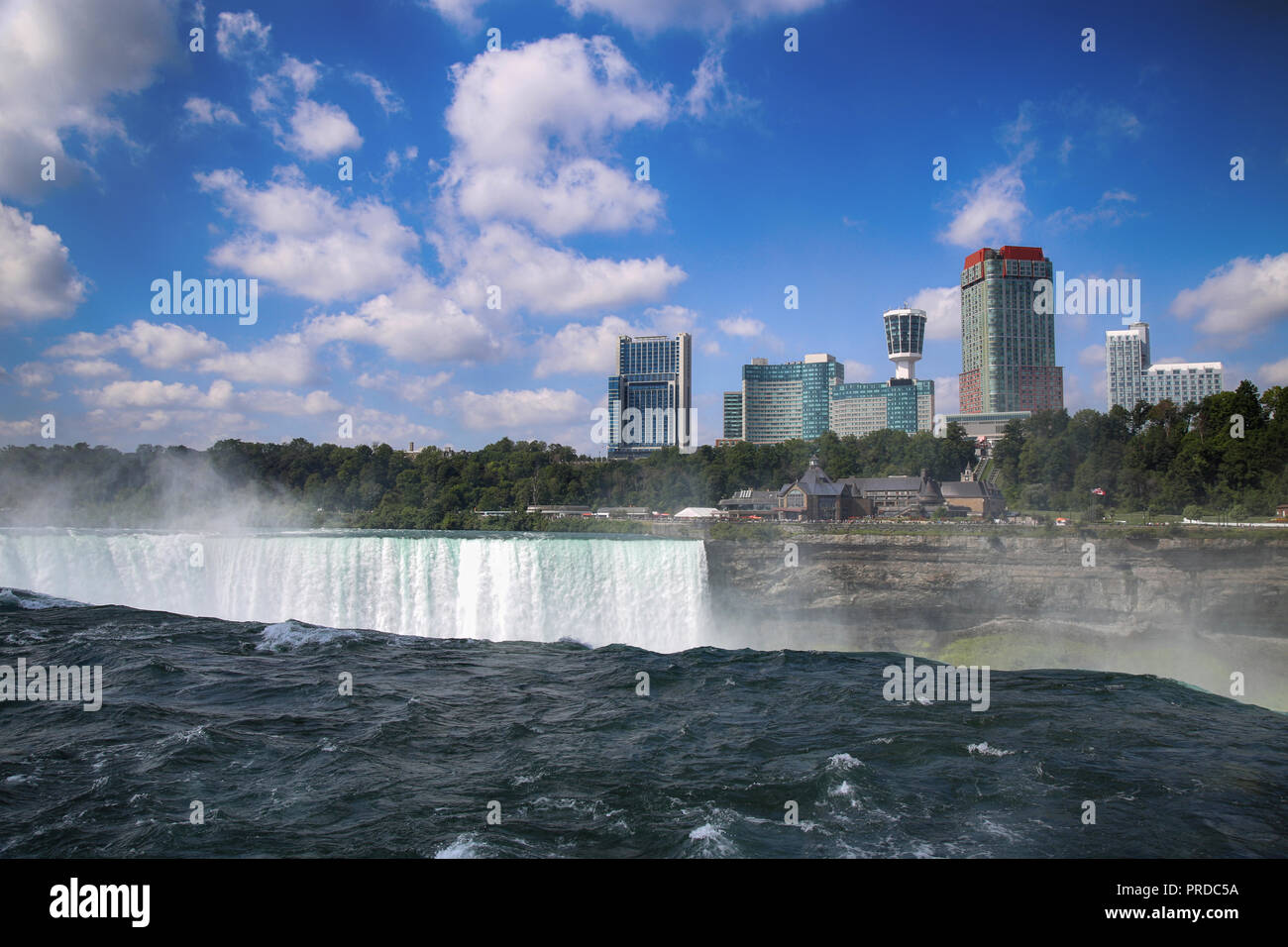 Les chutes du Niagara entre les États-Unis d'Amérique et le Canada de l'État de New York, USA Banque D'Images