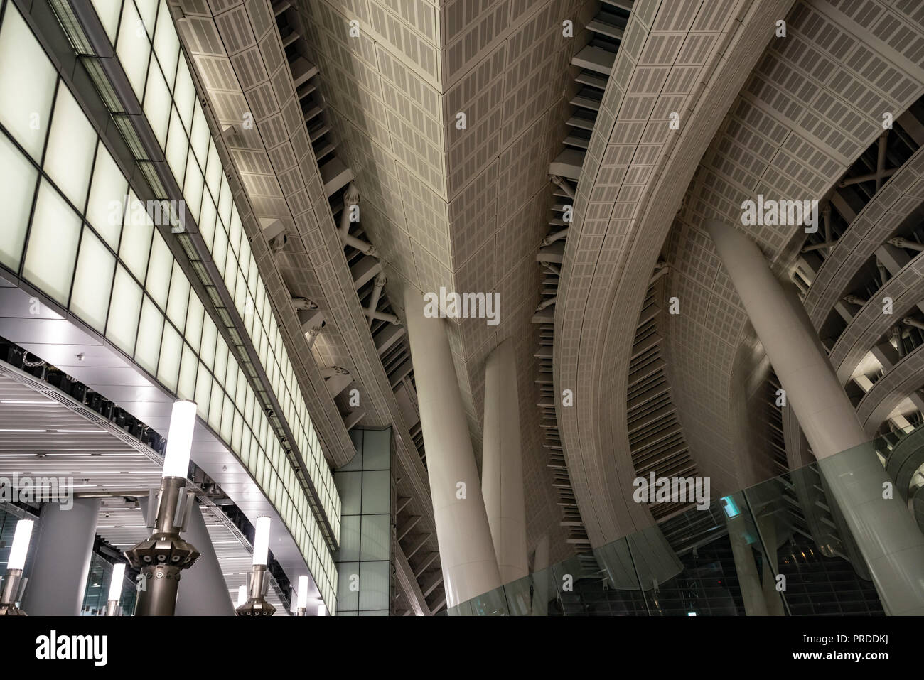 Chine high speed rail intérieur de toit du bâtiment dans l'Ouest de Kowloon, Hong Kong Banque D'Images