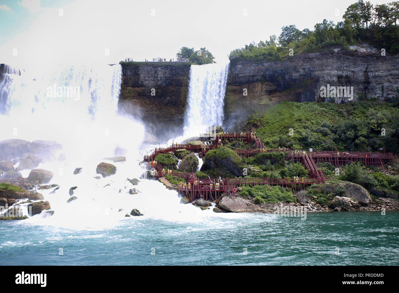 Belle vue sur les chutes du Niagara, New York State, USA Banque D'Images