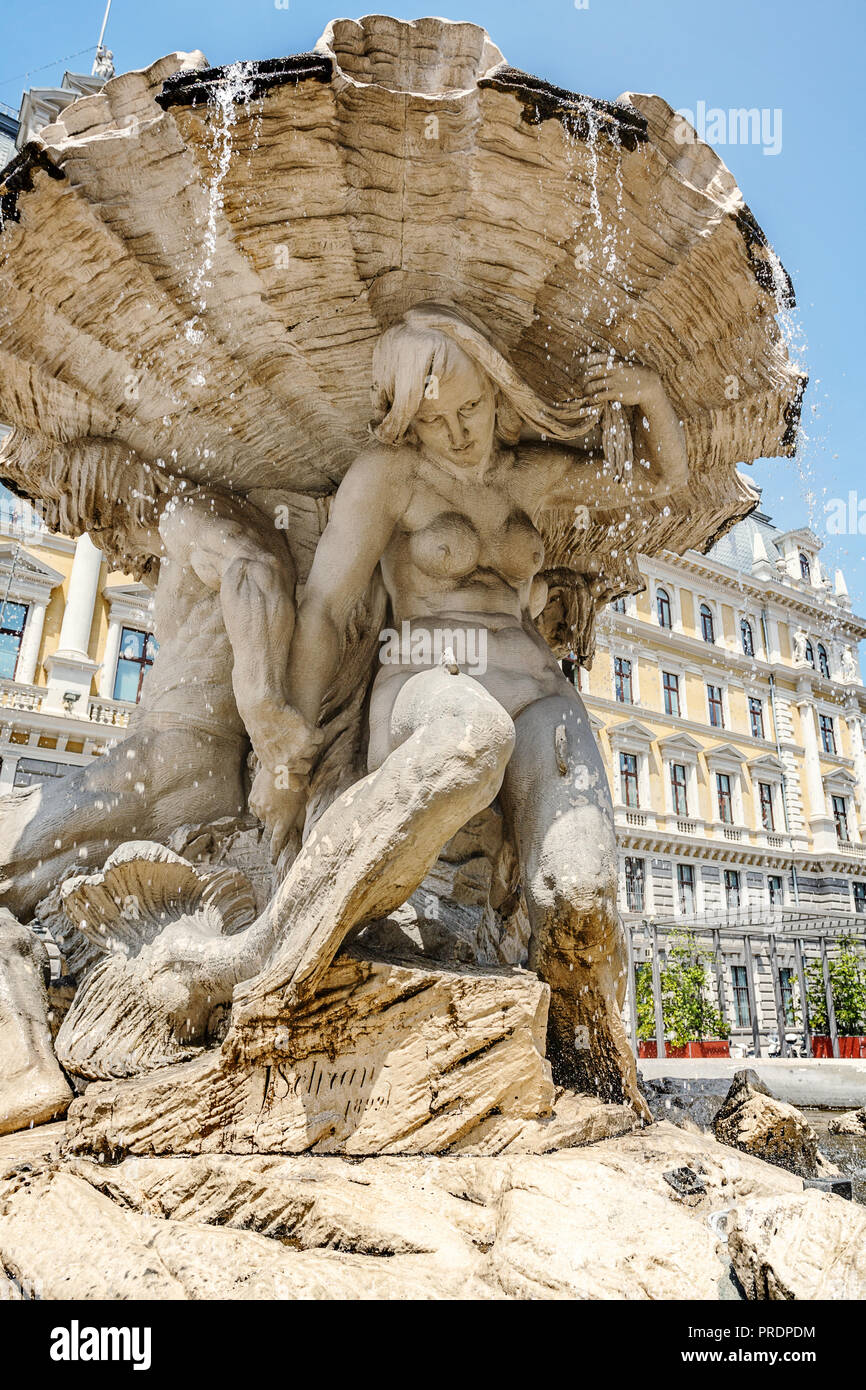 Fontana dei Triwa sur la Piazza Vittorio Veneto à Trieste, Italie Banque D'Images