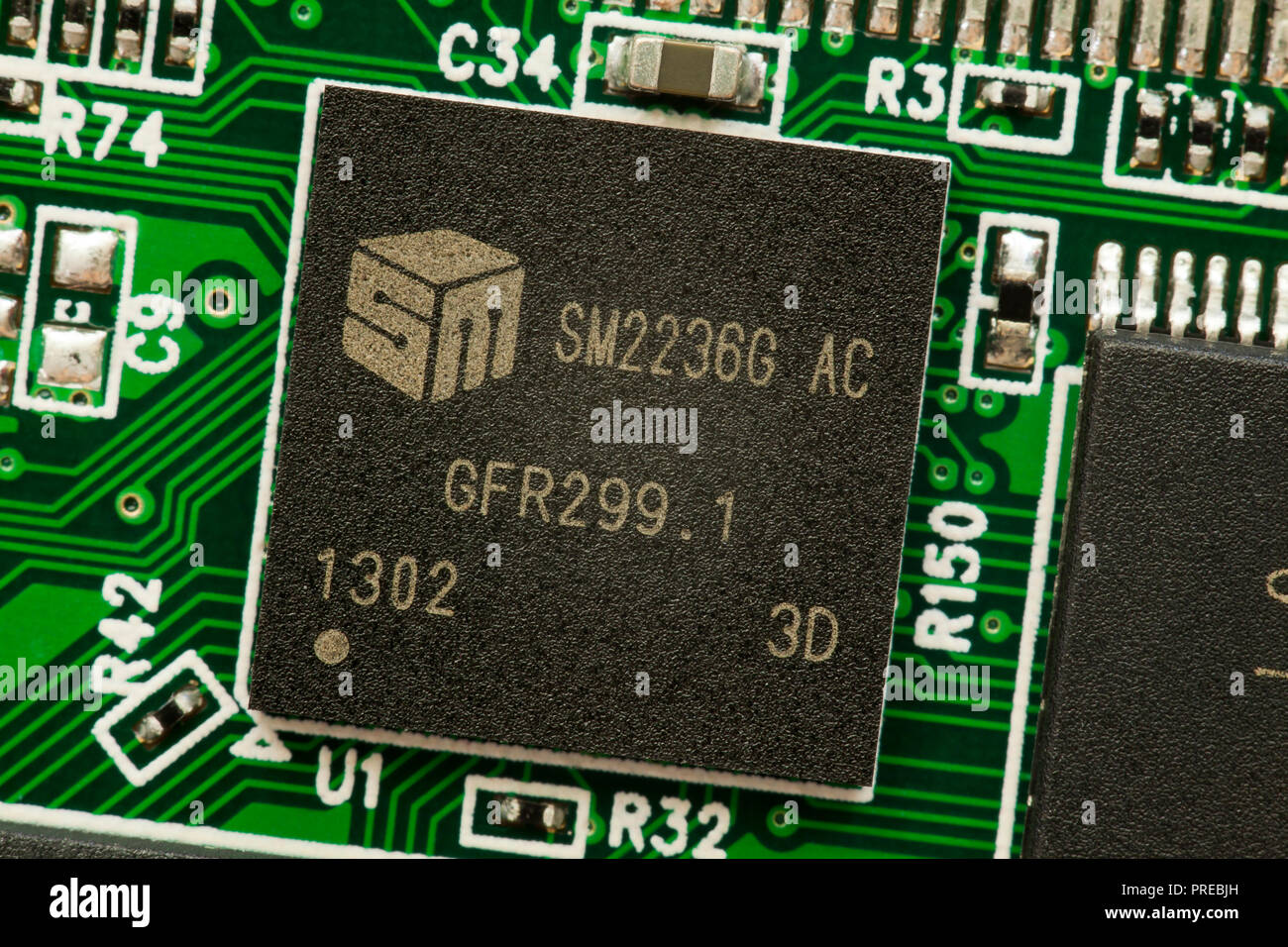 SM puce de mémoire flash sur le contrôleur PCB - USA Banque D'Images