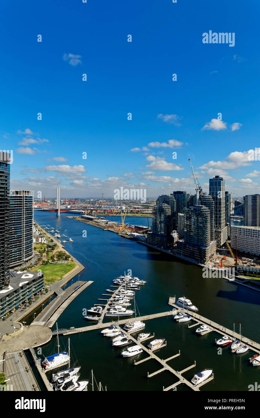 Cityscape View CBD de Melbourne, Docklands, Victoria Harbour Marina, Victoria, Australie Banque D'Images