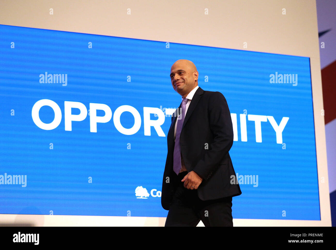 Secrétaire d'accueil Sajid Javid avant de parler à la conférence annuelle du parti conservateur à l'International Convention Centre, Birmingham. ASSOCIATION DE PRESSE Photo. ASSOCIATION DE PRESSE Photo. Photo date : mardi 2 octobre 2018. Voir histoire de PA principal conservateur. Crédit photo doit se lire : Aaron Chown/PA Wire Banque D'Images