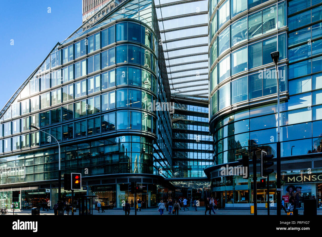 Le Cardinal Place Shopping Mall, Victoria Street, London, UK Banque D'Images