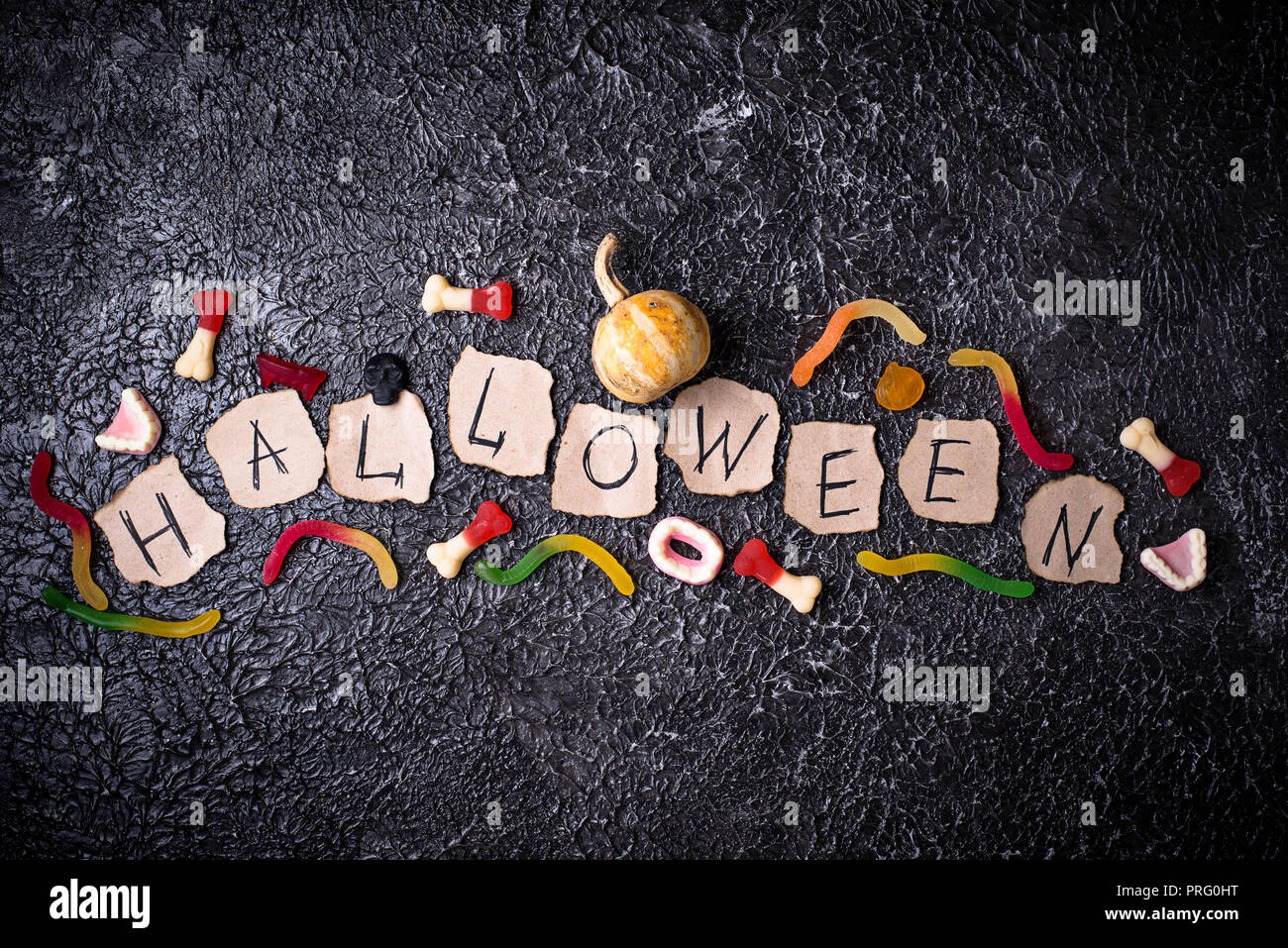 Arrière-plan avec des friandises Halloween créatif Banque D'Images