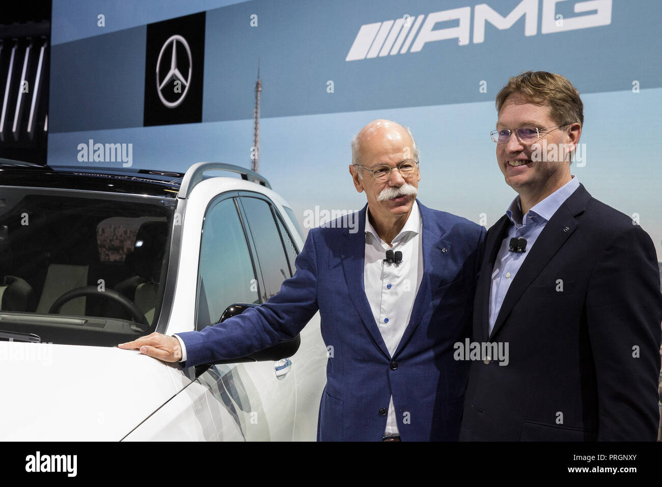 Paris, France. 2 octobre, 2018. Mondial de l'Automobile de Paris 2018 a ouvert ses portes à la presse le 2 octobre. Principaux constructeurs automobiles ont donné les organisateurs de presse pour dévoiler la dernière de nouveaux produits. Credit : Paul-Marie Guyon/Alamy Live News Banque D'Images